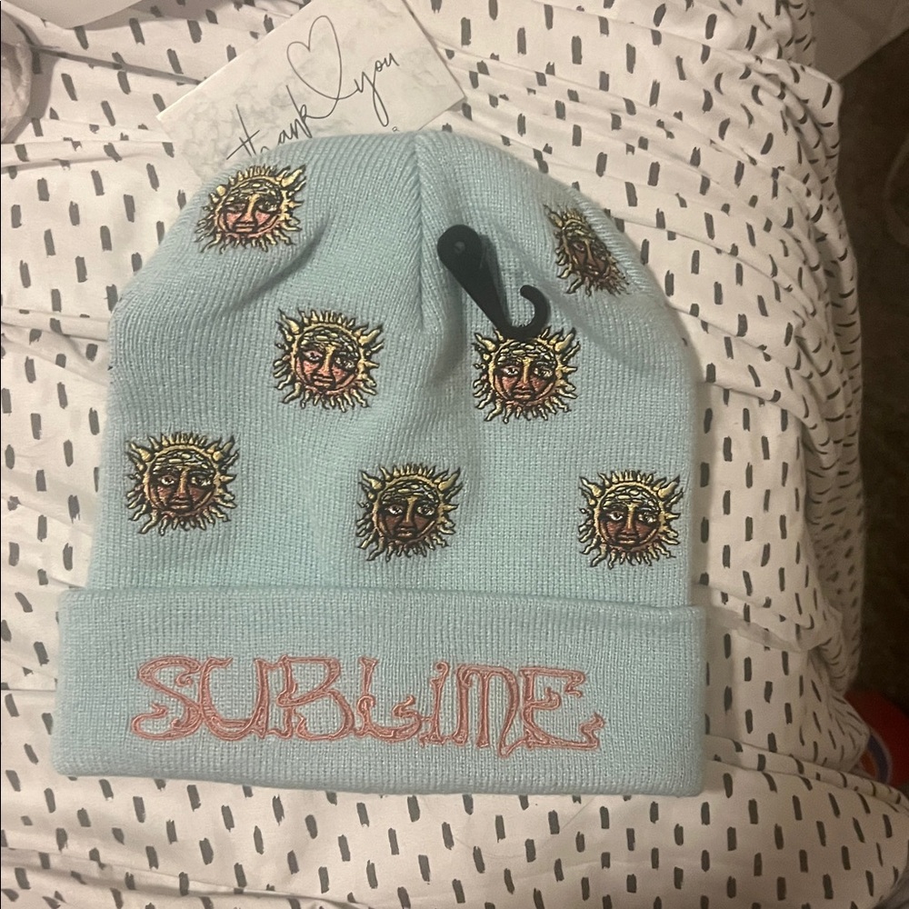 SUBLIME UNISEX SUN LOGO BEANIE EMBROIDERED KNIT LIGHT BLUE NWOT LICENSED - Picture 2 of 7